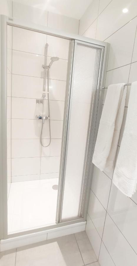 Gemuetliche Zweiraumwohnung In Ruhelage Вена Экстерьер фото