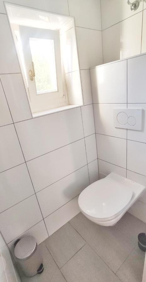 Gemuetliche Zweiraumwohnung In Ruhelage Вена Экстерьер фото
